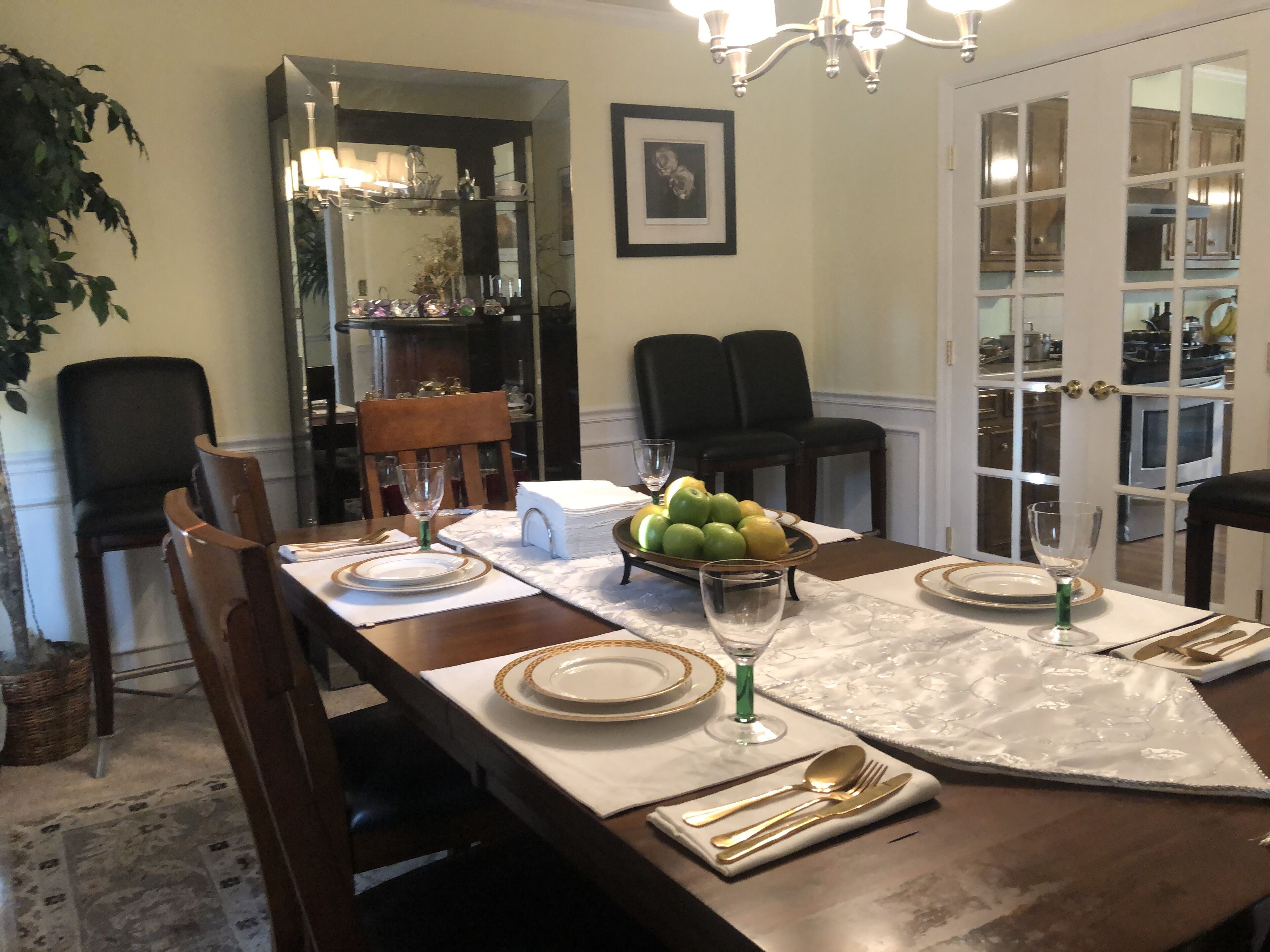 Cheerful 4-bedroom residential home 