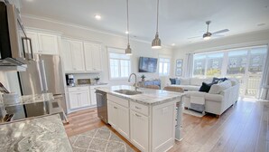 Unclassified image, 3 of 36, button - Beach Happy by Sea Scape Properties (Wrightsville Beach)