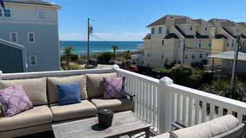 Duplex, 3 Bedrooms | Balcony