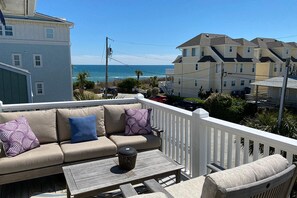 複式房屋, 3 間臥室 | 陽台