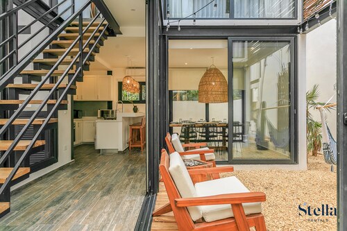 3 Story Home with Private Roof Pool and Tropical Views