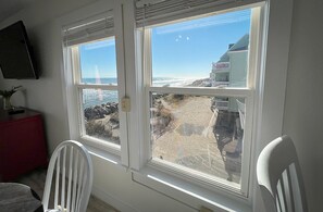 Apartment, 2 Schlafzimmer | Individuell dekoriert, individuell eingerichtet
