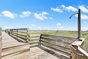 Alloggio su due livelli, 4 camere da letto | Balcone