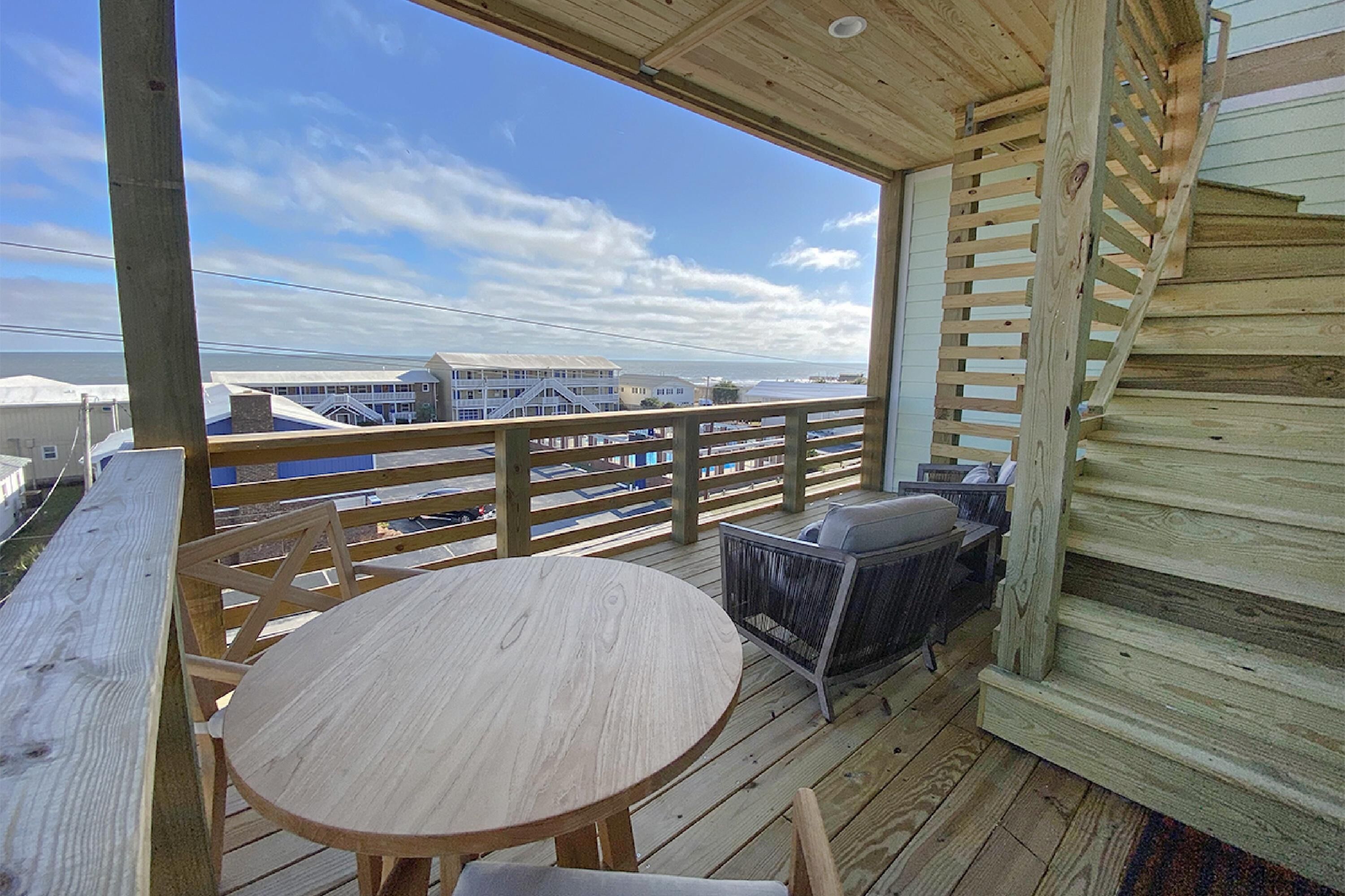 Duplex, 5 Bedrooms | Balcony