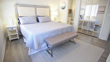 Duplex, 2 Bedrooms | Individually decorated, individually furnished