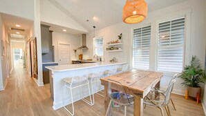 House, 3 Bedrooms | Private kitchen | Oven - Coastal Soul by Sea Scape Properties (Carolina Beach)