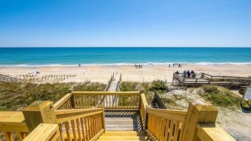 Maison, 6 chambres | Balcon