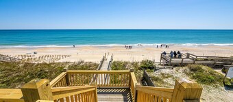 Sparrow's Beach Nest by Sea Scape Properties