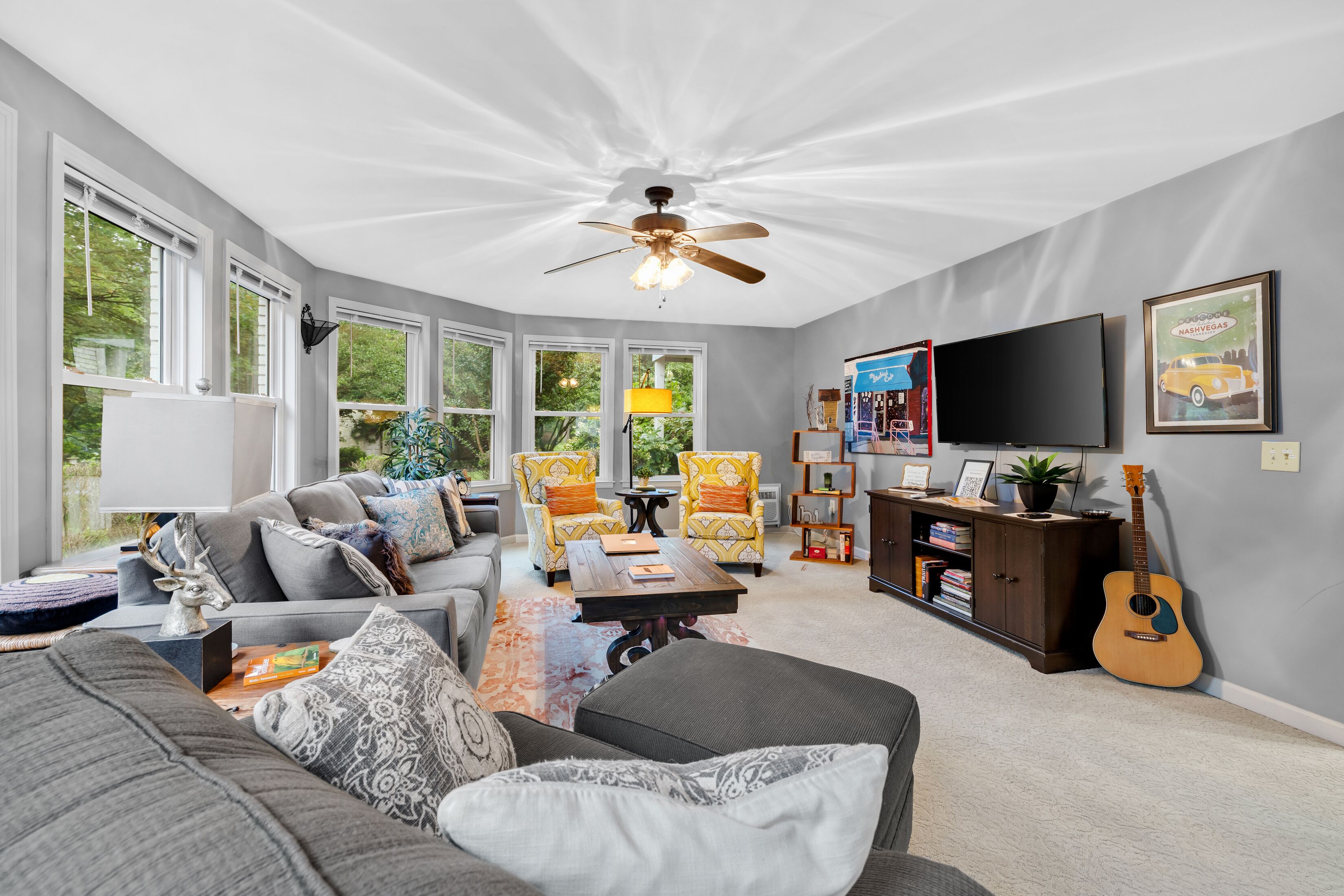 Indulge in Southern Hospitality at the Whitehouse