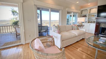 Nhà, 4 phòng ngủ | Phòng khách