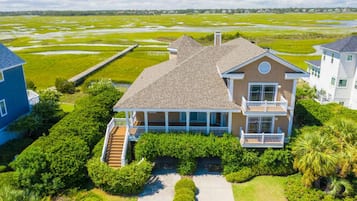 House, 4 Bedrooms | Exterior