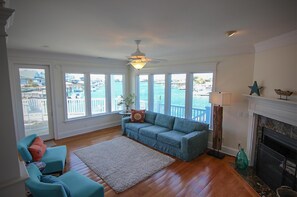 Huis, 4 slaapkamers | Woonkamer