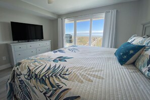 Condo, 3 Bedrooms - Surf' inn by Sea Scape Properties (Carolina Beach)