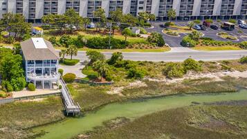 House, 5 Bedrooms | Exterior