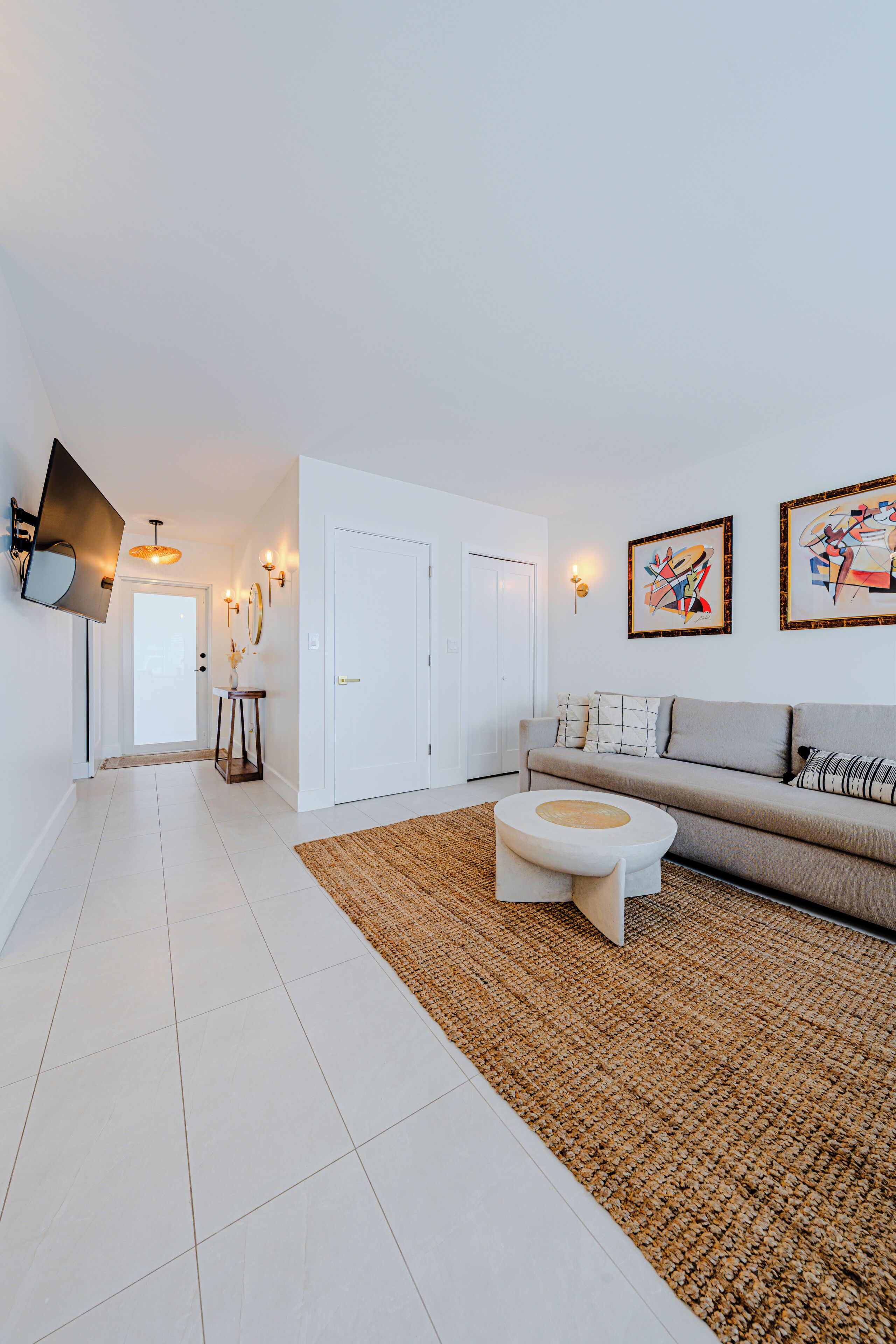 Quarto luxo, 1 cama King, para não fumantes | Área de estar | TV de tela plana 42 polegadas com canais a cabo, TV