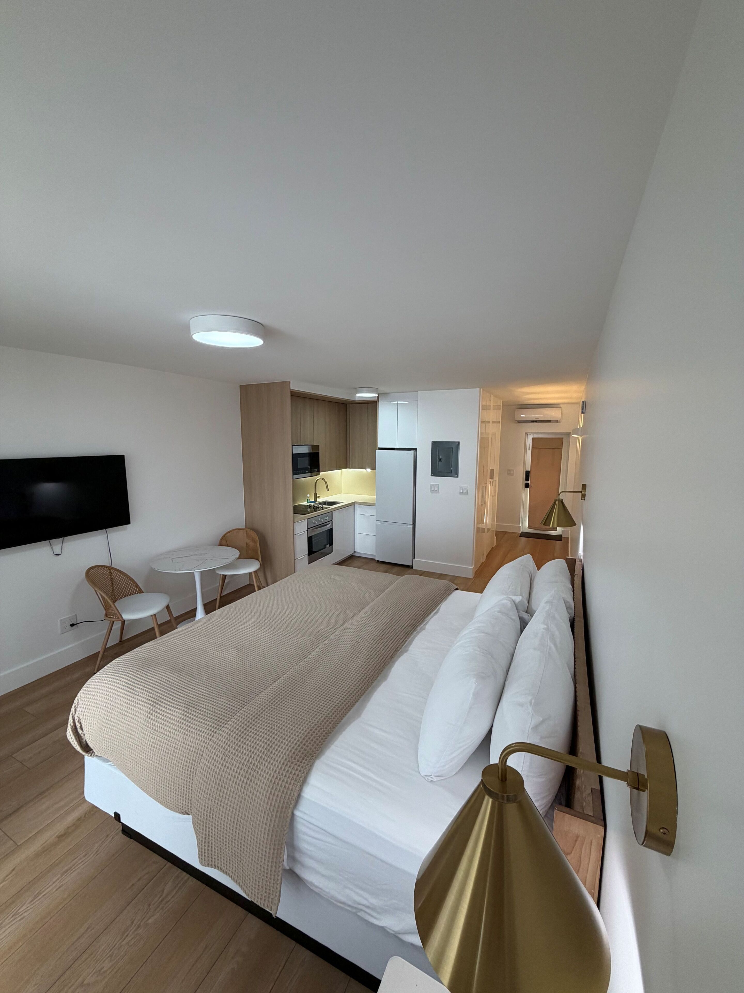 開放式客房, 1 張特大雙人床, 非吸煙房, 花園景 | 免費 Wi-Fi、床單