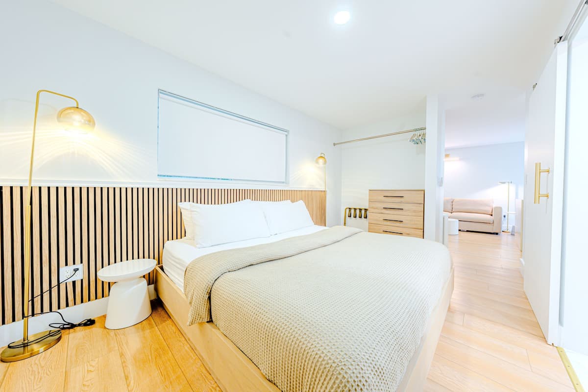 Studio Suite, Pool View, Non Smoking