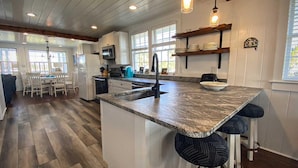 Unclassified image, 4 of 20, button - Carolina Breezy by Sea Scape Properties (Wrightsville Beach)