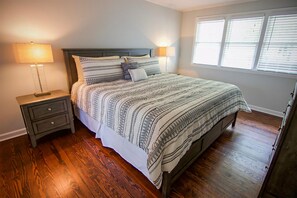 House, 3 Bedrooms | 3 bedrooms, individually decorated, individually furnished