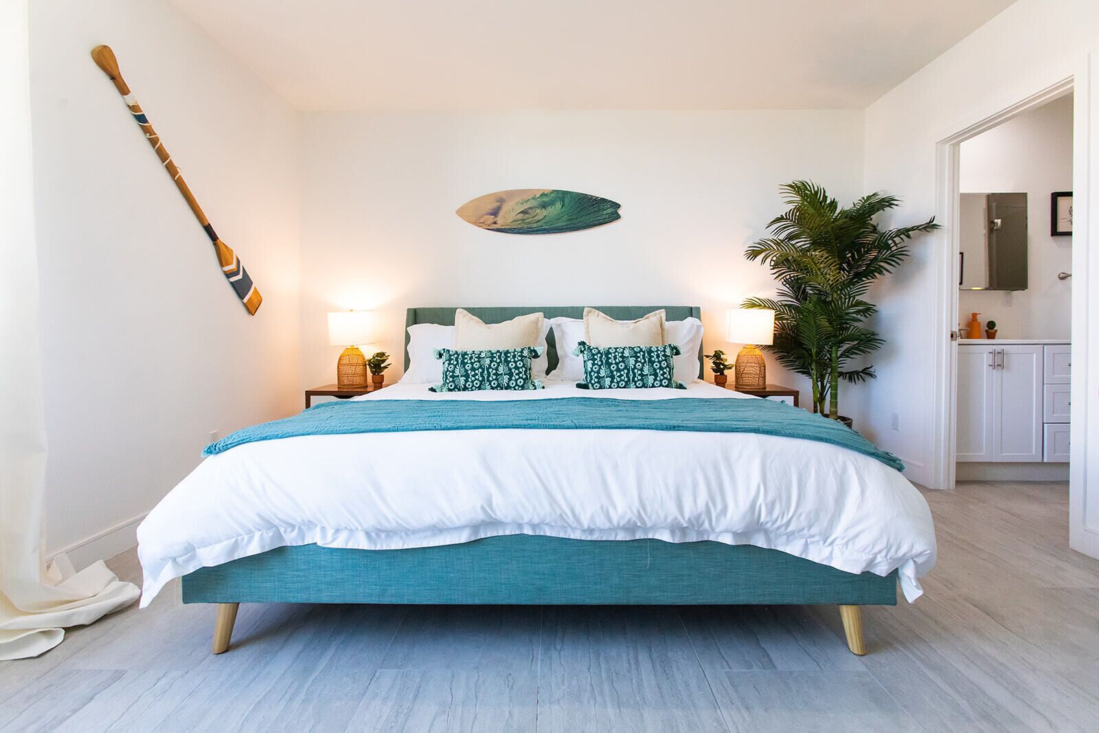 ★Cali Vibes★5min→DTSA★Parking★W/D★Self Check-In