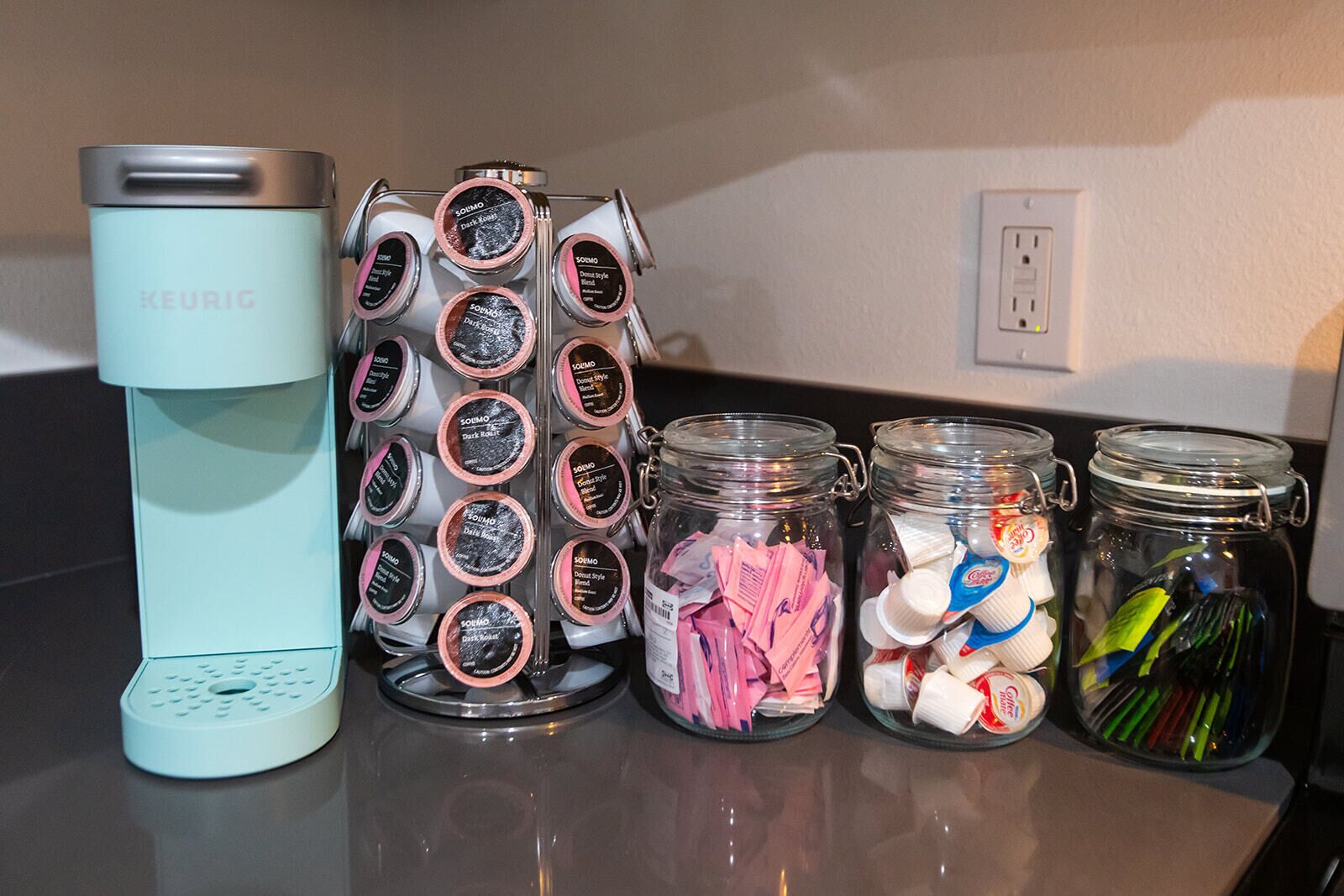 ★Cali Vibes★5min→DTSA★Parking★W/D★Self Check-In