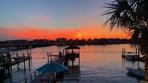 Unclassified image, 1 of 72, button - The Blue Pearl by Sea Scape Properties (Wrightsville Beach)