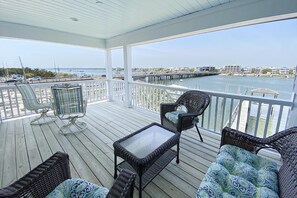 Duplex, 4 Bedrooms | Balcony