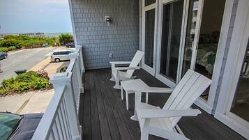 Dúplex, 4 habitaciones | Balcón