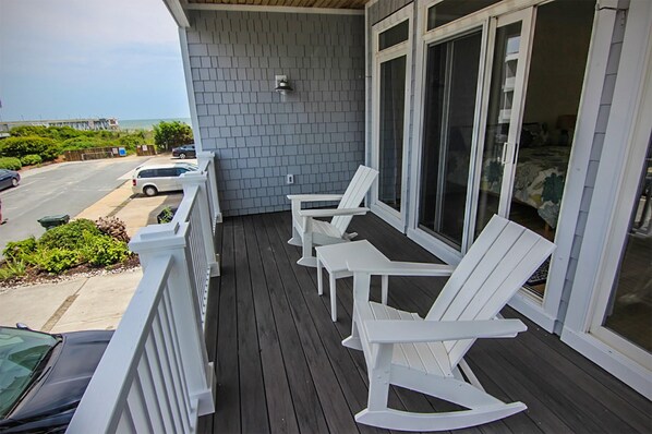 Duplex, 4 Bedrooms | Balcony - Salty Dog by Sea Scape Properties (Wrightsville Beach)