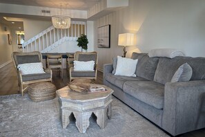 Townhome, 3 Bedrooms | Living room