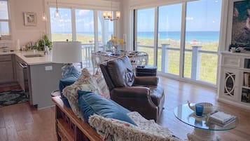 Nhà Duplex, 3 phòng ngủ | Phòng khách