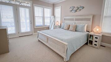 Duplex, 5 Bedrooms | 5 bedrooms, individually decorated, individually furnished