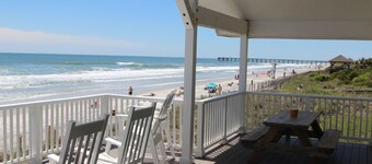 Sundance Cottage by Sea Scape Properties