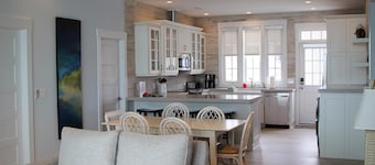 Sundance Cottage by Sea Scape Properties