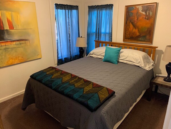 2 bedrooms, iron/ironing board, WiFi, bed sheets