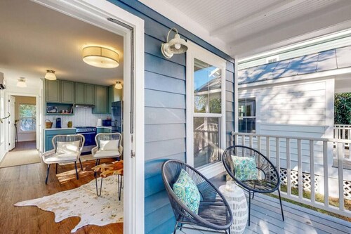 Picture book cottage!