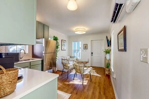 صورة غير مصنفة، 3 من 11، زرّ