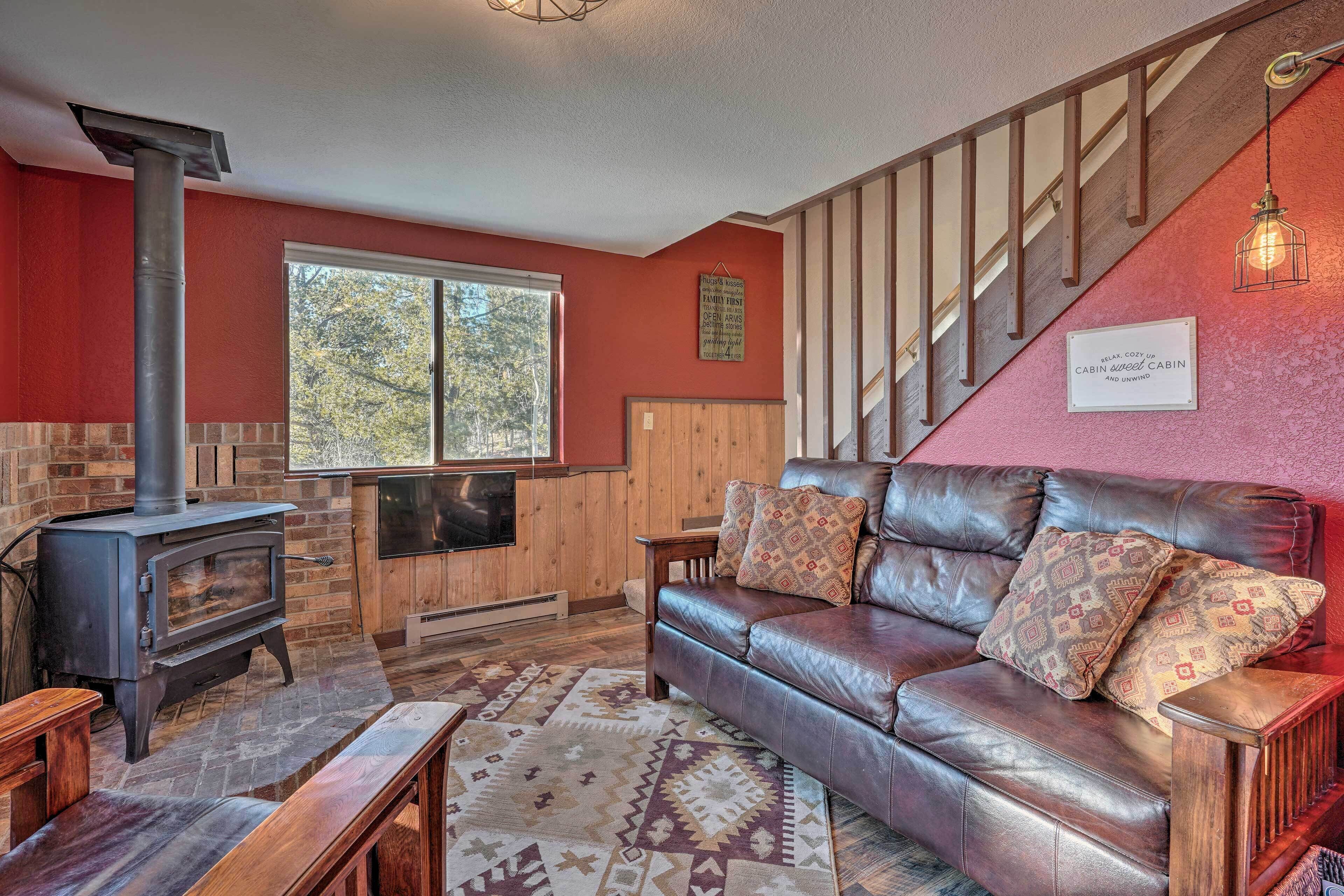 Peaceful Cabin in the Heart of Colorful Colorado!