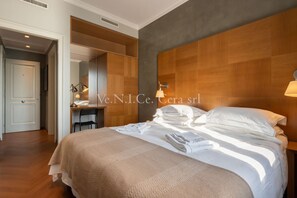 1 bedroom, iron/ironing board, bed sheets - Ve.N.I.Ce Cera Zattere Suite (Venezia)