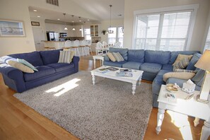 Dúplex, 6 habitaciones | Sala de estar