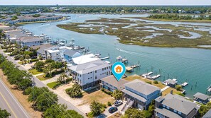 Beach - Coastal Carolina Cottages by Sea Scape Properties (Wrightsville Beach)