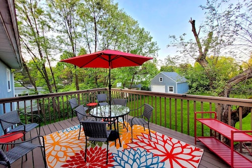 Updated Home in the Heart of Saratoga Springs