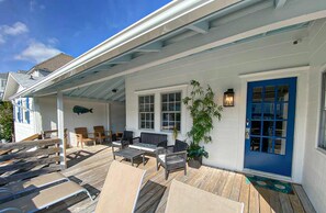 Casa, 5 habitaciones | Balcón