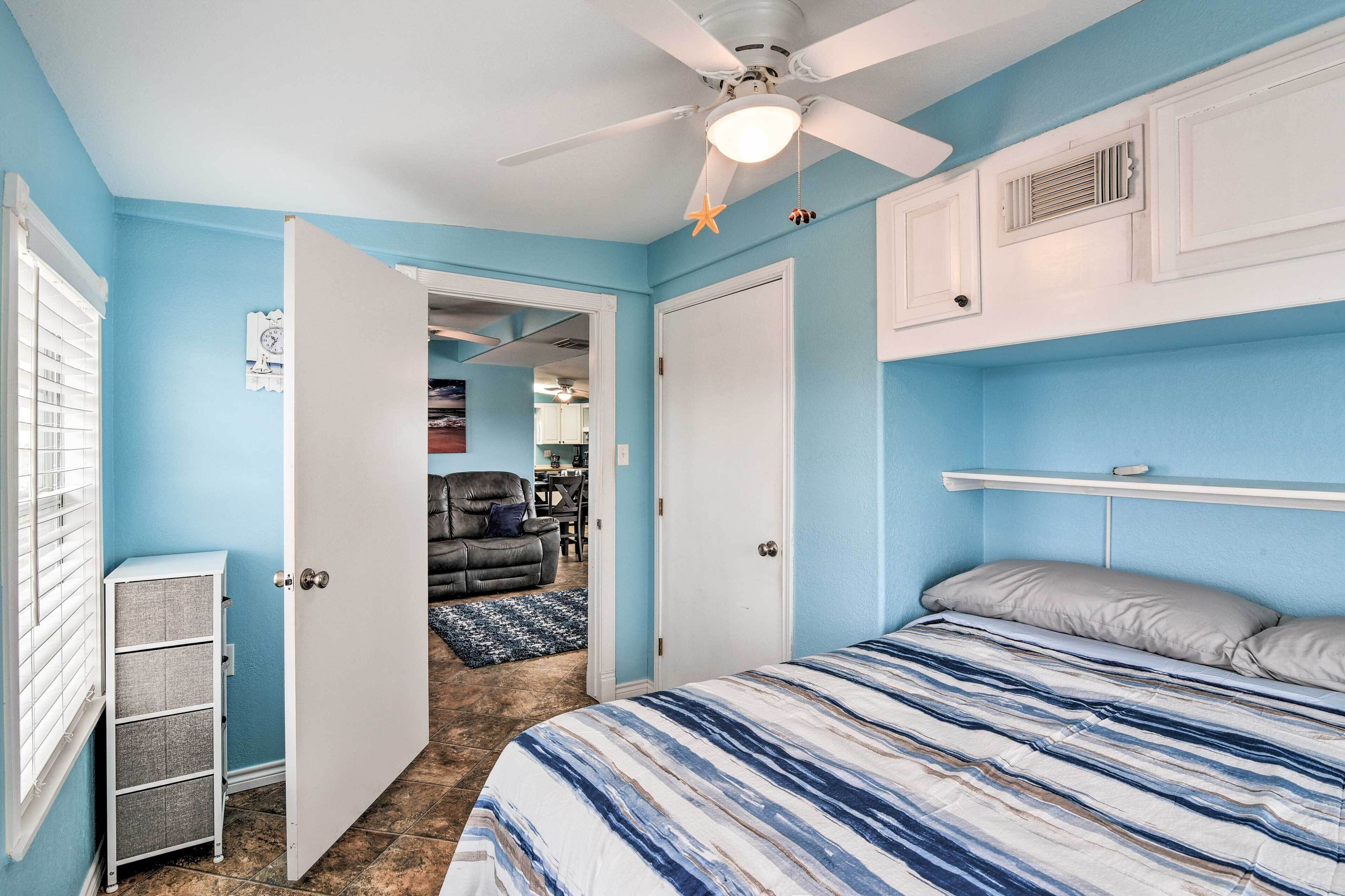 Surfside Beach Gem w/ Deck - 1 Block to Shore!