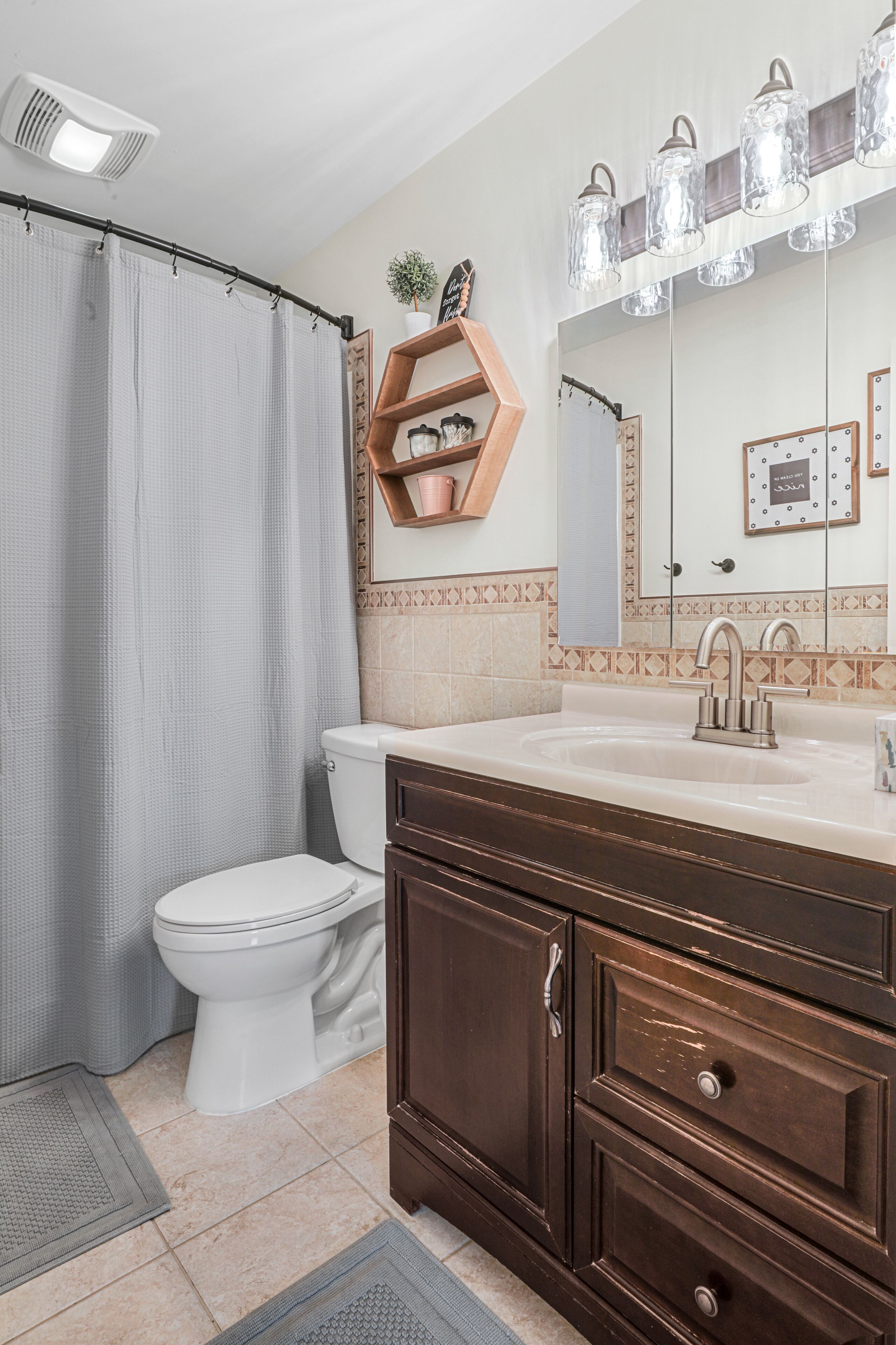 2 bedroom modern residential home