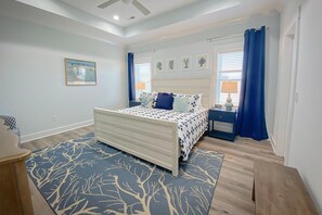 4 bedrooms, individually decorated, individually furnished - Pier Reviewed by Sea Scape Properties (Carolina Beach)