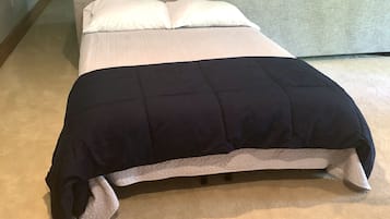 1 Schlafzimmer, Schreibtisch, Bügeleisen/Bügelbrett, kostenloses WLAN