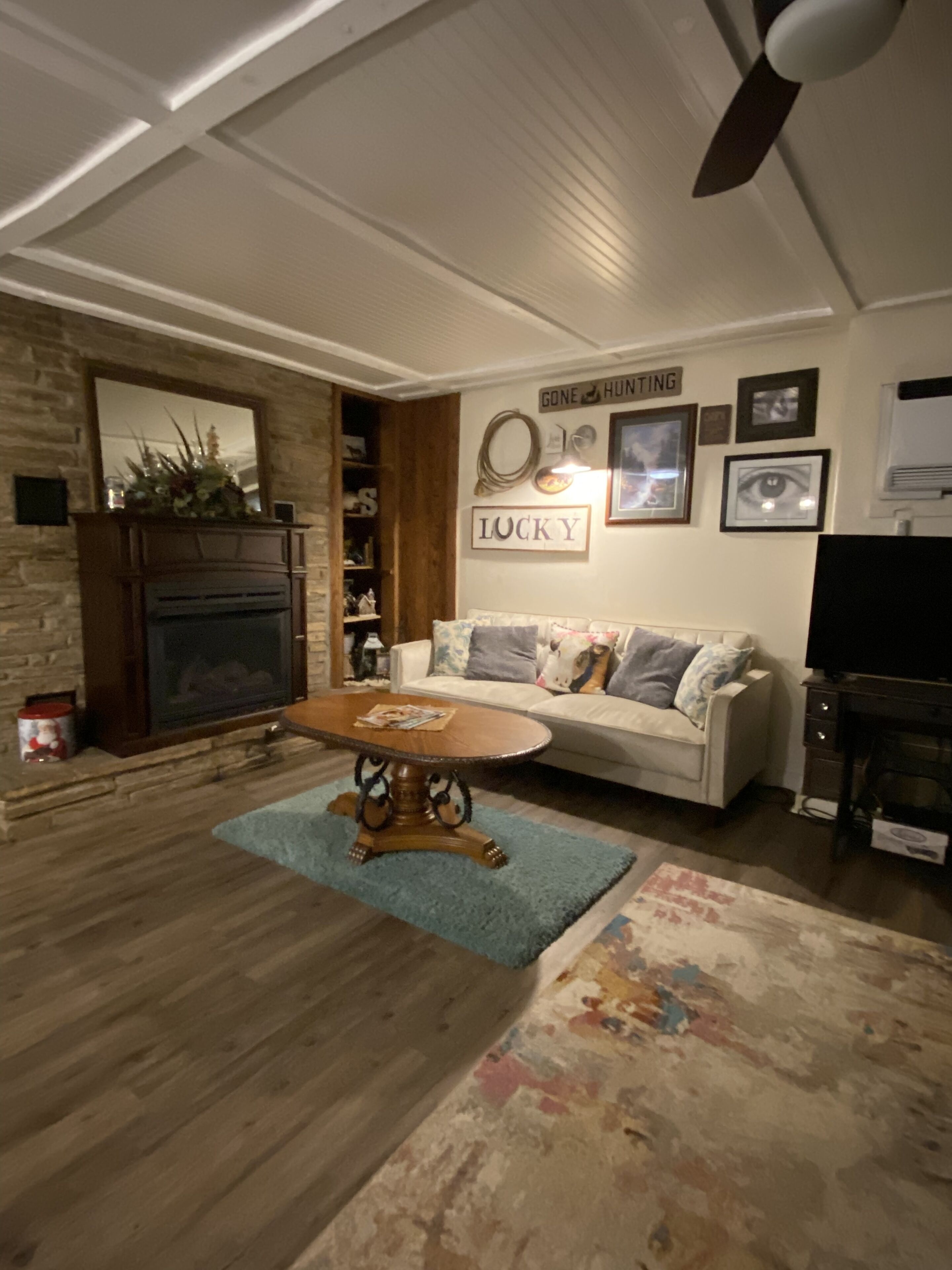 Enjoy your stay on our 30 acre Farm