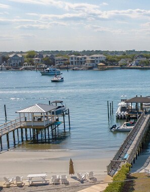 Beach - Ocean Mist by Sea Scape Properties (Wrightsville Beach)