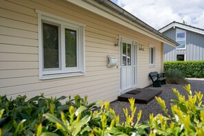 Exterior - (BIR14) Ferienhaus am Birkenweg - "Ferienhaus am Birkenweg" up to 4 persons (Timmendorfer Strand)